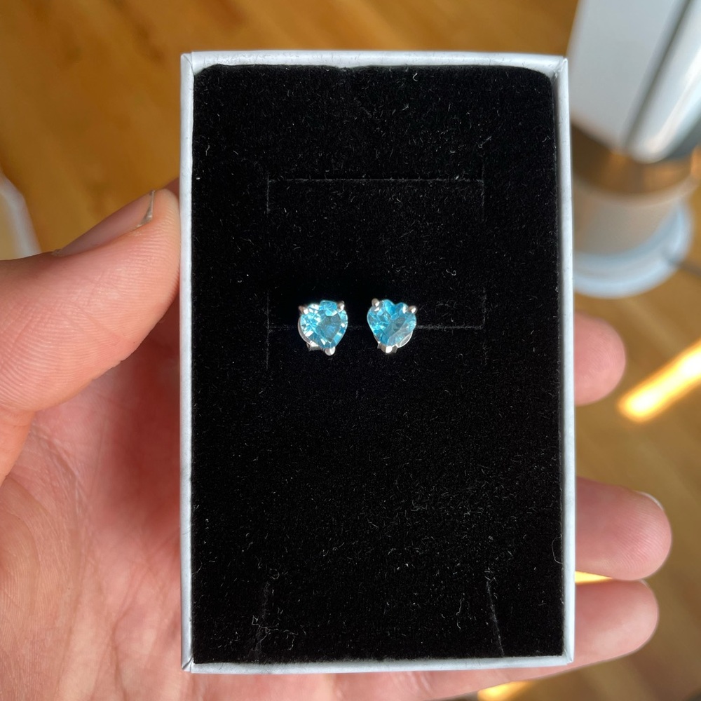 🔷 Natural Blue Swiss Topaz heart cut studs in sterling silver 🔷